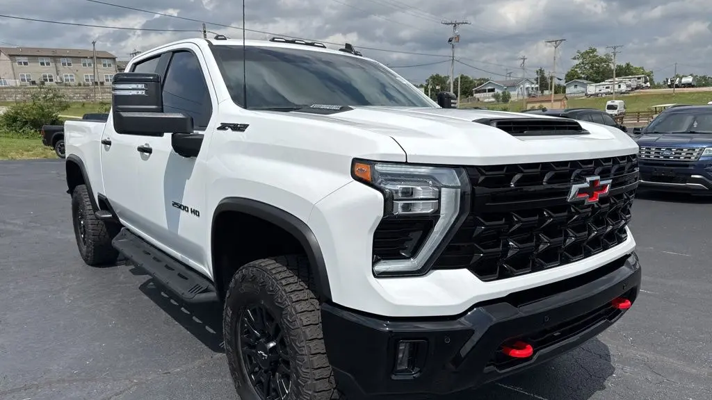 2025 Chevrolet Silverado 2500HD ZR2