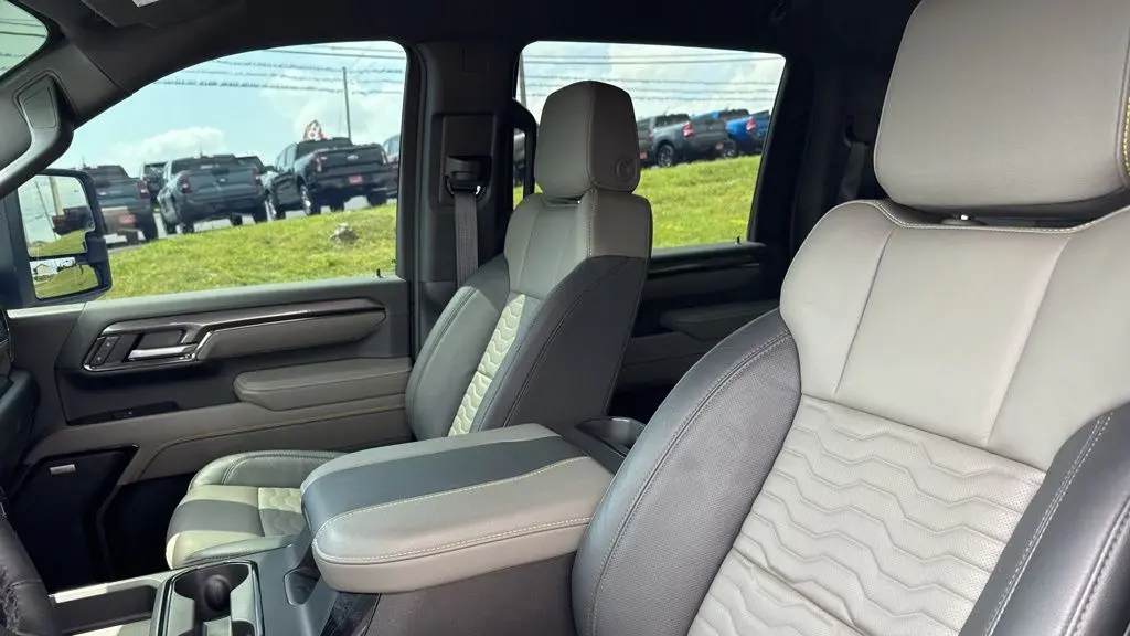2025 Chevrolet Silverado 2500HD ZR2