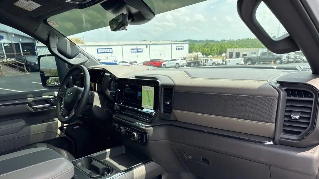 2025 Chevrolet Silverado 2500HD ZR2