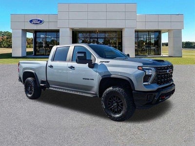 2025 Chevrolet Silverado 2500HD 4X4 ZR2 4DR Crew Cab SB