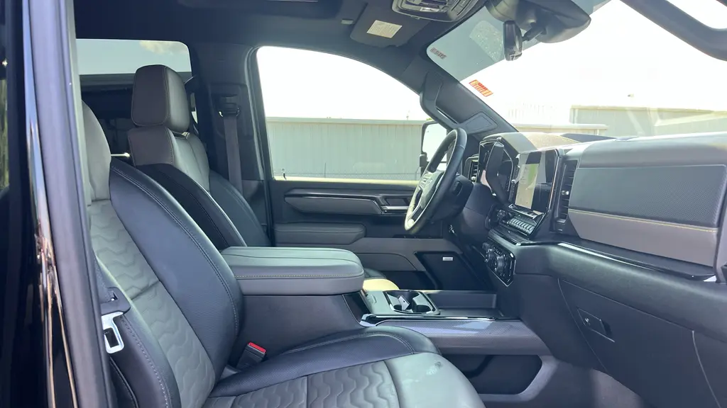 2025 Chevrolet Silverado 2500HD ZR2