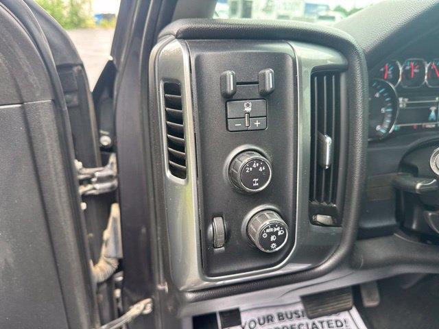 2015 Chevrolet Silverado - $31,951