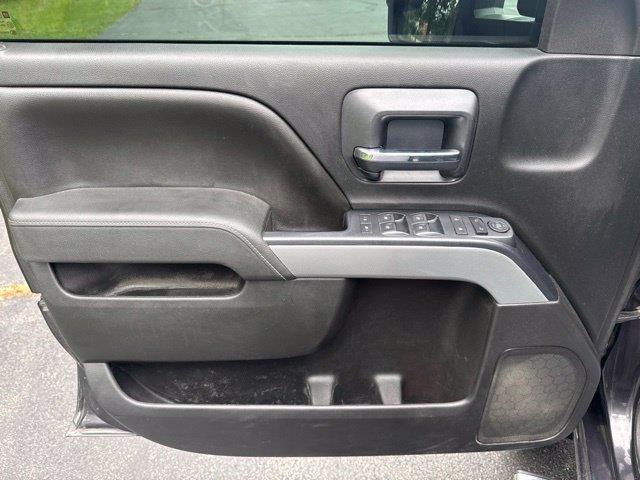 2015 Chevrolet Silverado - $31,951