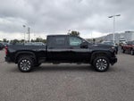 2024 Silverado 2500HD Thumbnail 3