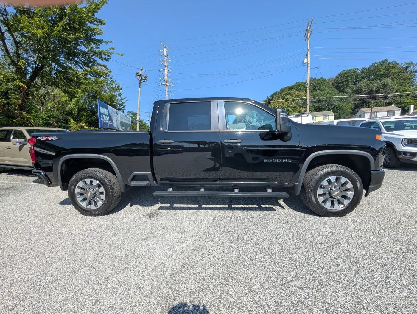 2022 Chevrolet Silverado Hd - $41,000