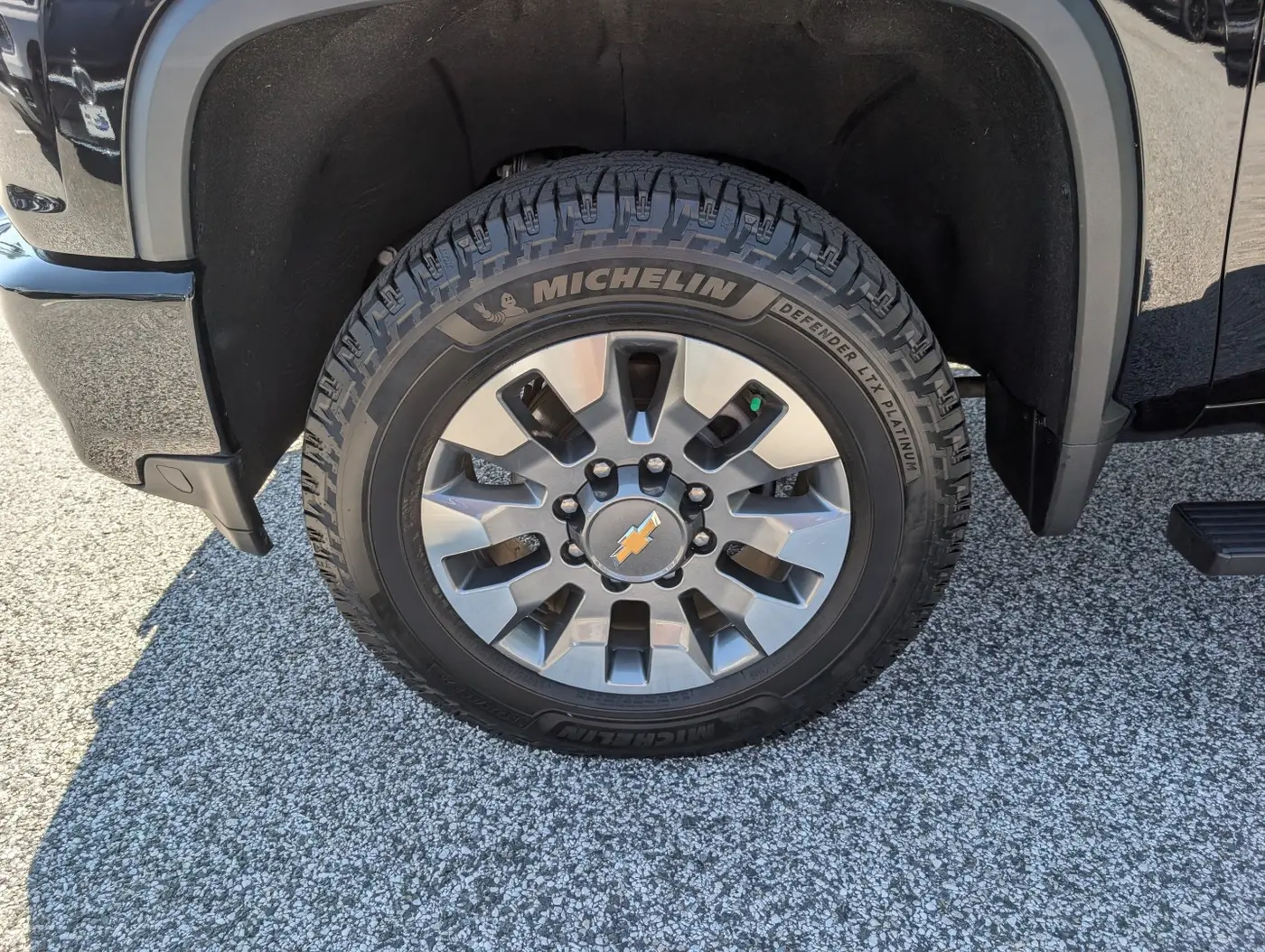 2022 Chevrolet Silverado Hd - $41,000