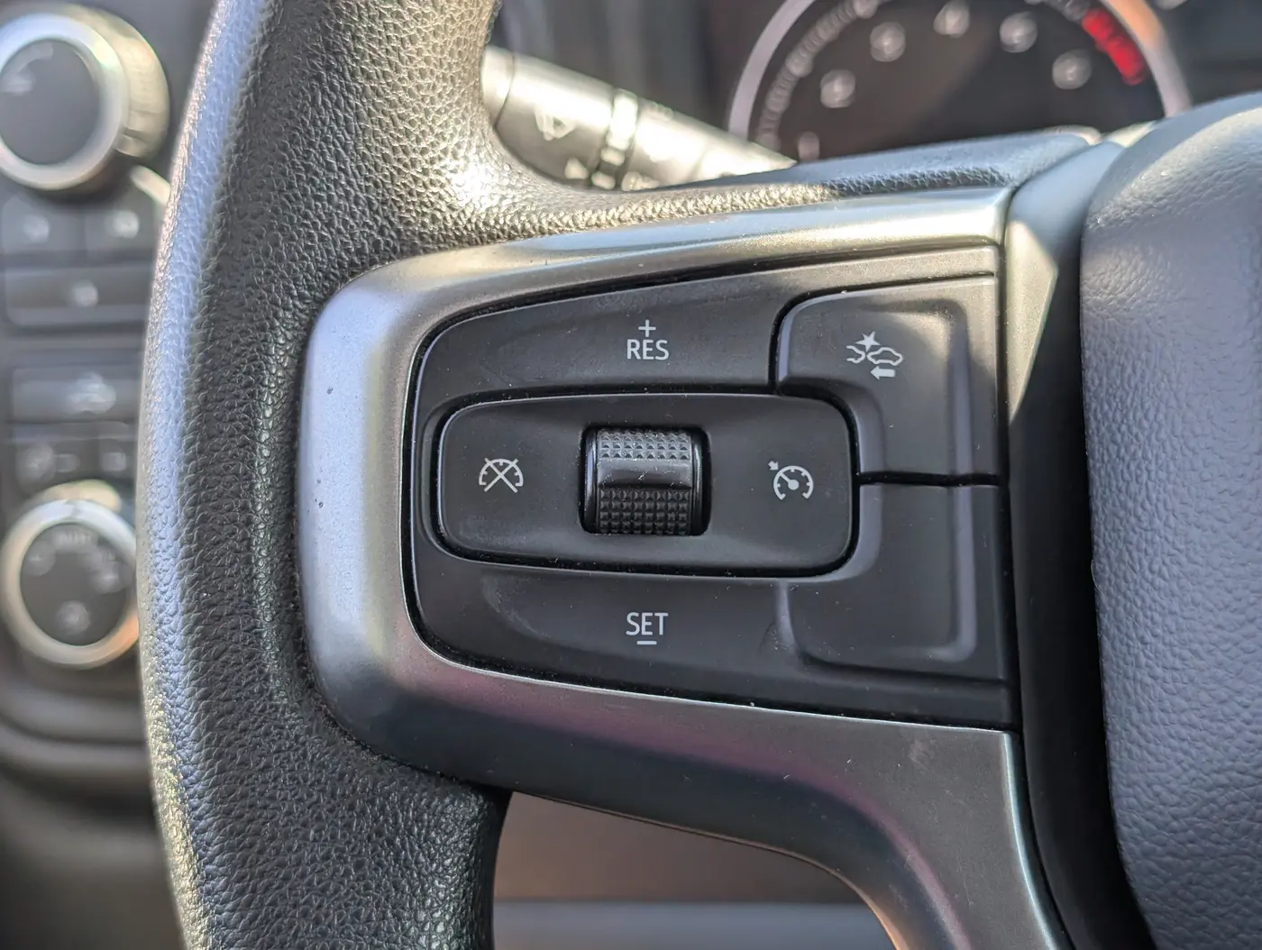 2022 Chevrolet Silverado Hd - $41,000