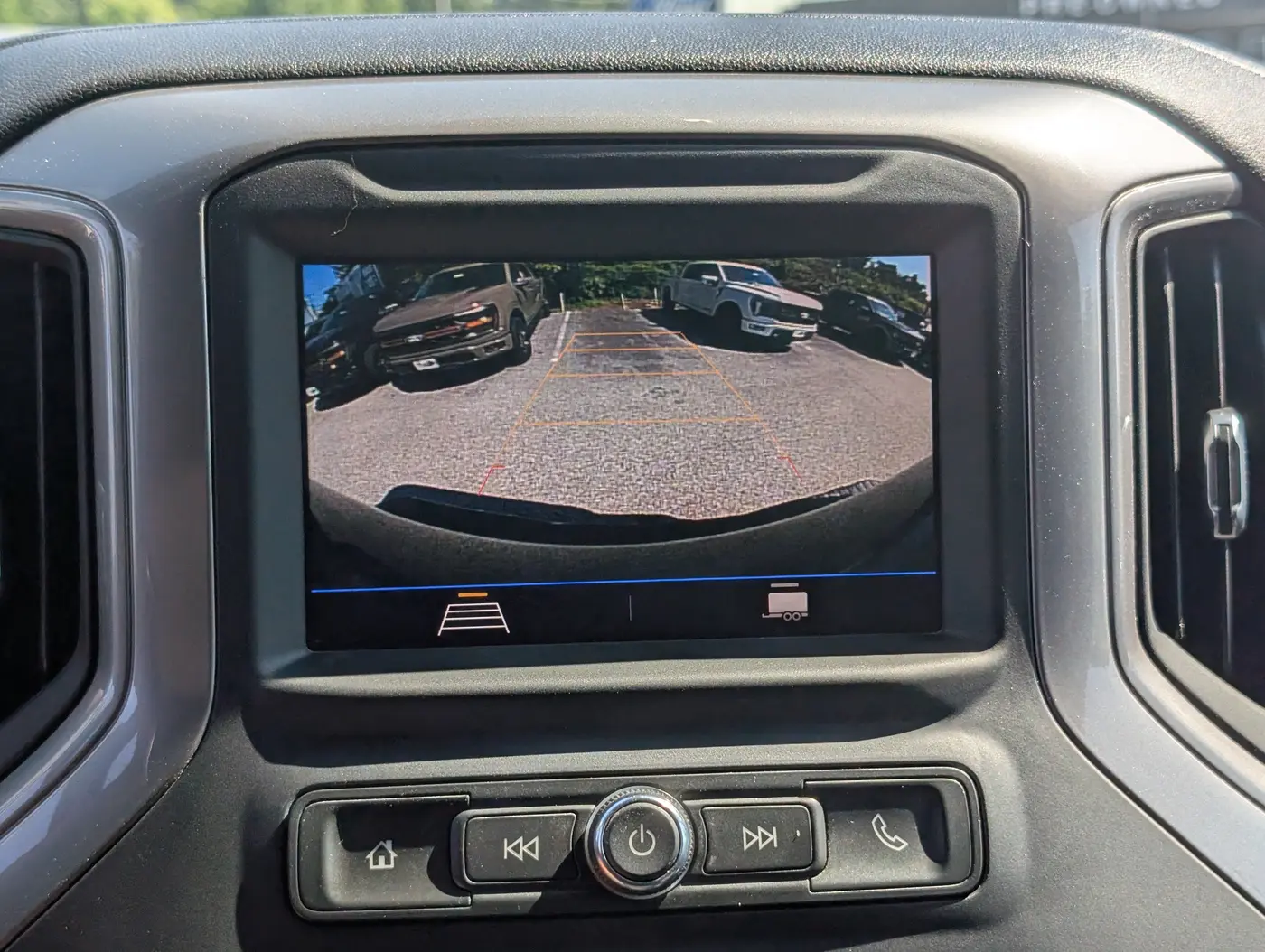 2022 Chevrolet Silverado Hd - $41,000