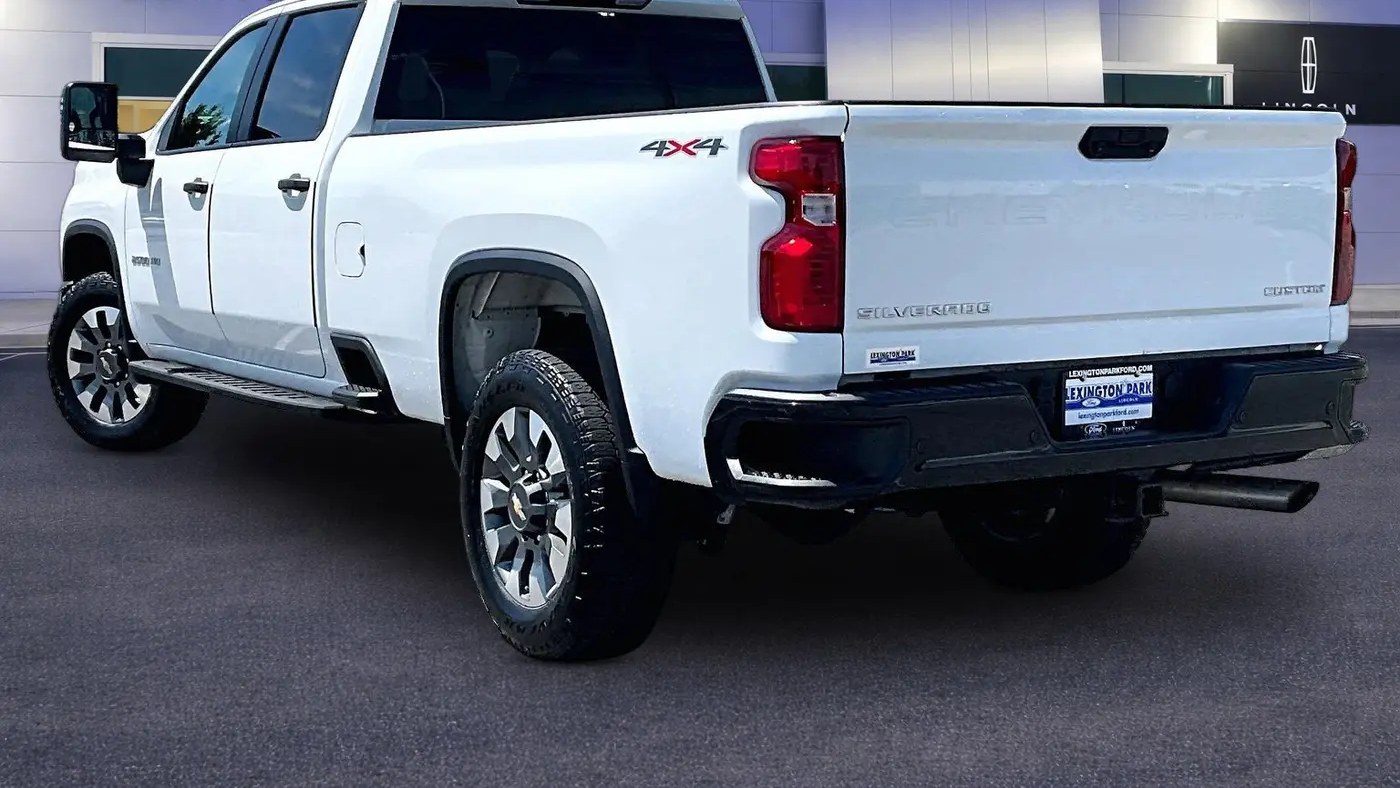 2024 Chevrolet Silverado 2500HD Custom