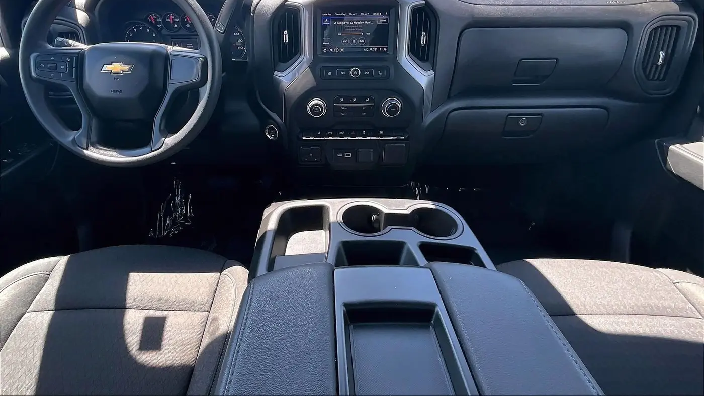 2024 Chevrolet Silverado 2500HD Custom