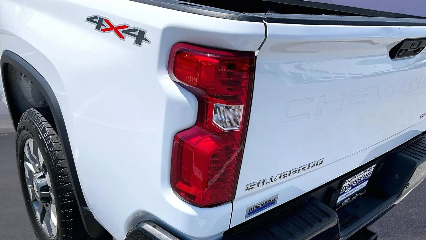 2024 Chevrolet Silverado 2500HD Custom