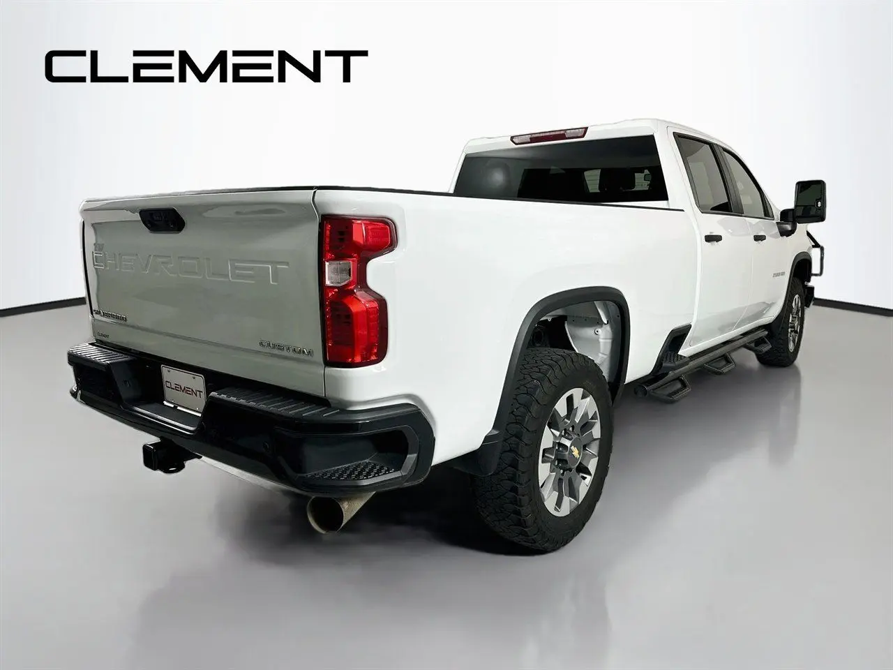 2024 Chevrolet Silverado Hd - $42,001