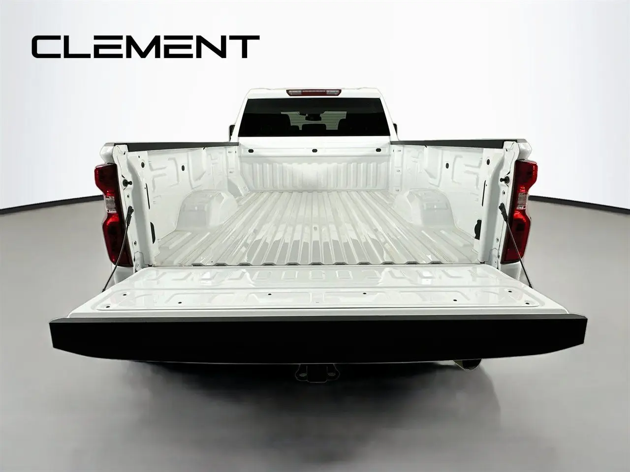 2024 Chevrolet Silverado Hd - $42,001