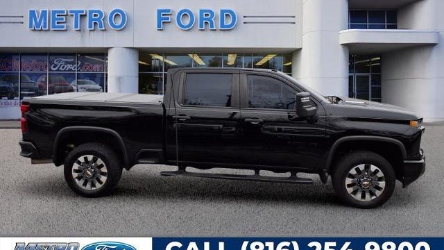2024 Chevrolet Silverado 2500HD Custom