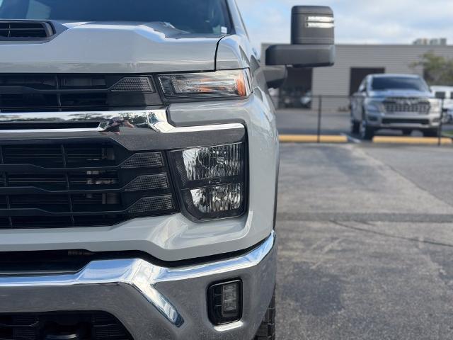 2024 Chevrolet Silverado Hd - $43,209