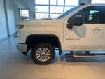 2024 Silverado 2500HD Thumbnail 4