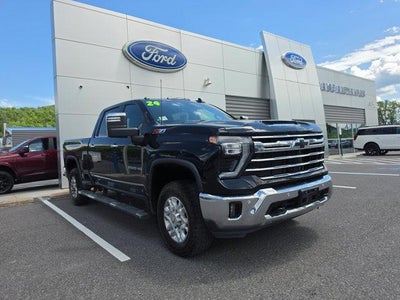 2024 Chevrolet Silverado 2500HD 4X4 LTZ 4DR Crew Cab SB