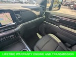 2024 Silverado 2500HD Thumbnail 18