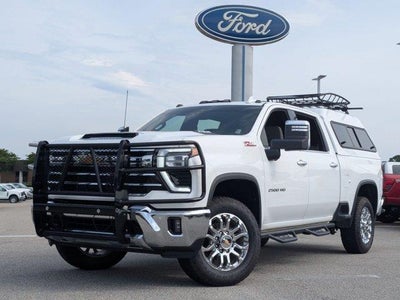 2024 Chevrolet Silverado 2500HD 4X4 LTZ 4DR Crew Cab SB