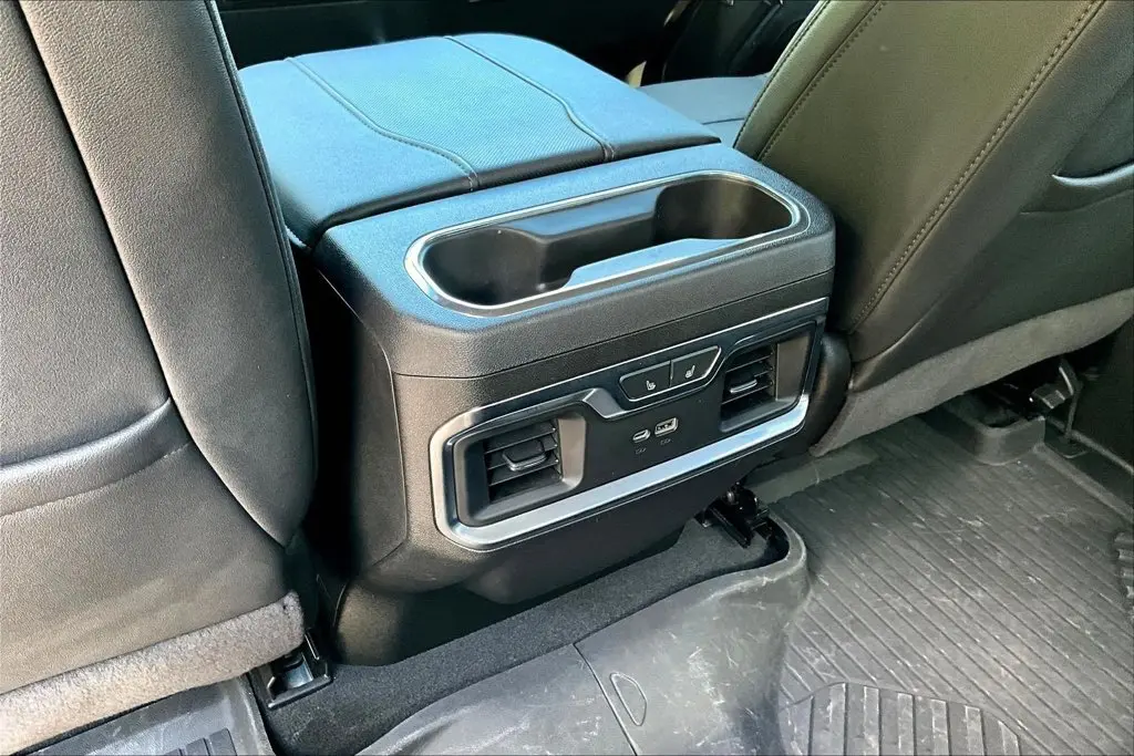 2024 Chevrolet Silverado Hd - $59,500