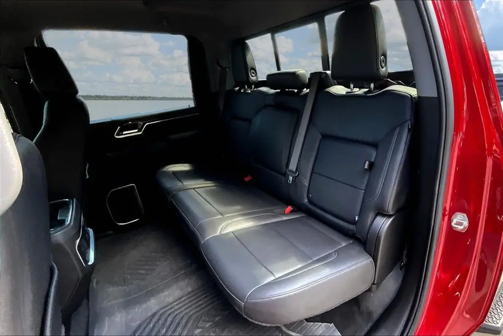 2024 Chevrolet Silverado Hd - $59,500