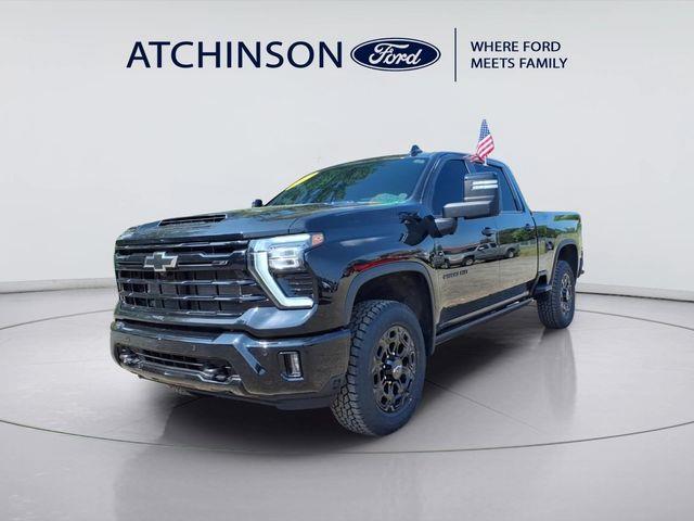 2024 Chevrolet Silverado Hd - $52,650