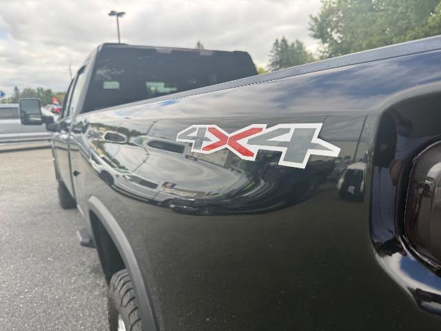 2024 Chevrolet Silverado Hd - $52,995
