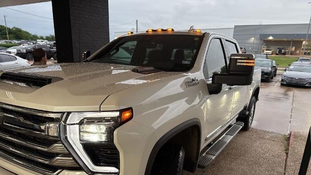 2024 Chevrolet Silverado 2500HD High Country
