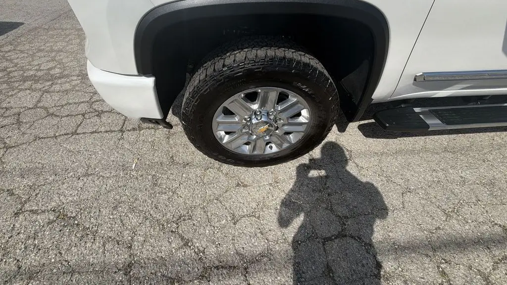 2024 Chevrolet Silverado 2500HD High Country