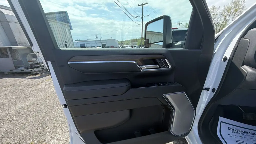2024 Chevrolet Silverado 2500HD High Country