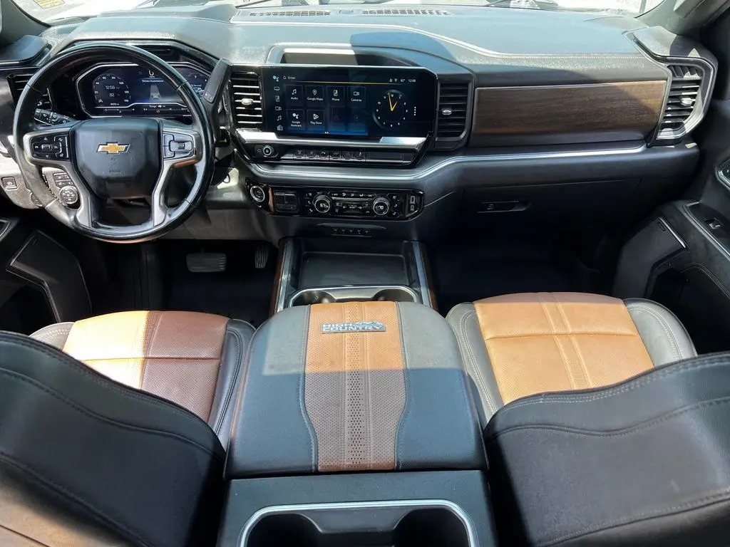 2024 Chevrolet Silverado Hd - $61,895
