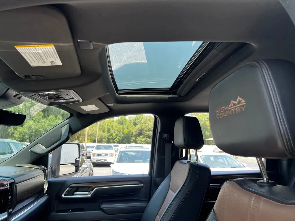 2024 Chevrolet Silverado Hd - $61,895