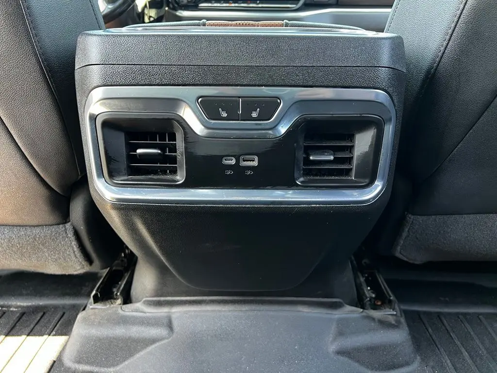 2024 Chevrolet Silverado Hd - $61,895
