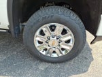 2024 Silverado 2500HD Thumbnail 12