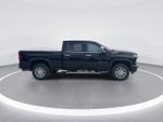 2022 Silverado 2500HD Thumbnail 8