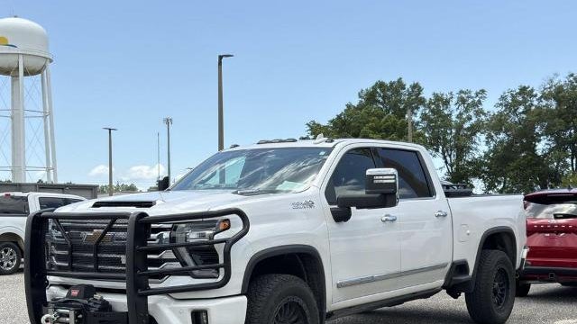 Preowned 2024 Chevrolet Silverado 2500HD High Country for Sale