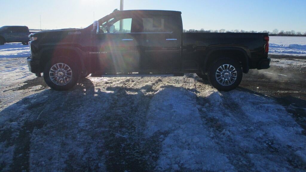 2023 Chevrolet Silverado 2500HD High Country