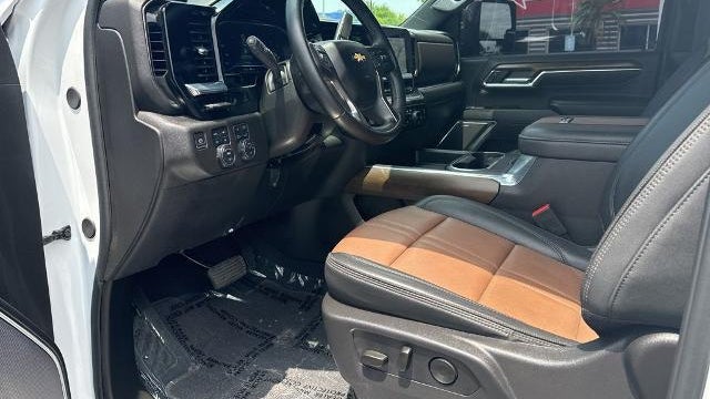 2024 Chevrolet Silverado 2500HD High Country