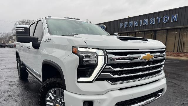 Preowned 2024 Chevrolet Silverado 2500HD High Country for Sale