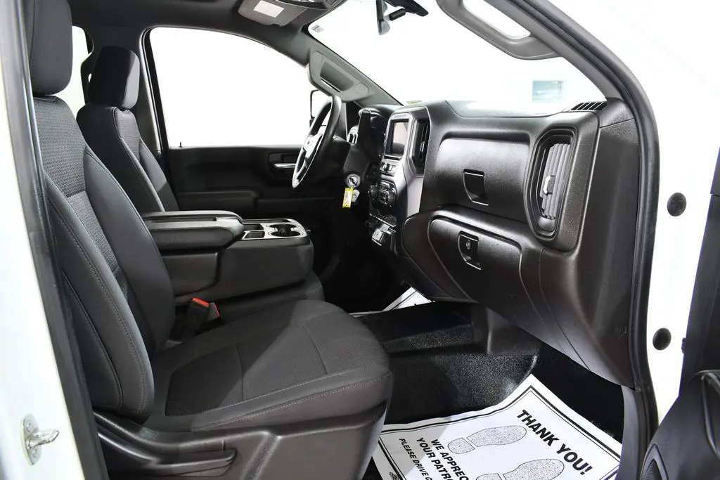 2022 Chevrolet Silverado Hd - $40,955