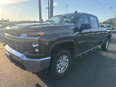2022 Chevrolet Silverado 3500HD 4X4 LT 4DR Crew Cab SB SRW