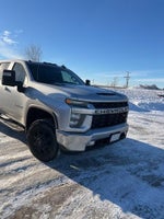 2022 Silverado 3500HD Thumbnail 4
