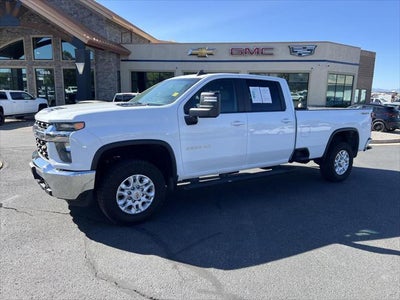 2022 Chevrolet Silverado 3500HD 4X4 LT 4DR Crew Cab SB SRW
