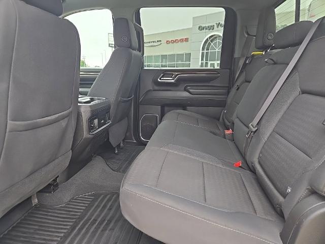 2024 Chevrolet Silverado Hd - $44,488