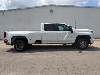 2024 Chevrolet Silverado 3500HD 4X4 LT 4DR Crew Cab SB SRW
