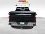 2022 Silverado 3500HD Thumbnail 4
