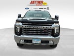 2022 Silverado 3500HD Thumbnail 9
