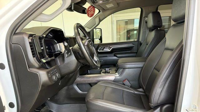 2024 Chevrolet Silverado 3500HD LTZ
