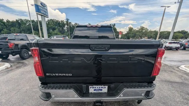 2024 Chevrolet Silverado 3500HD LTZ