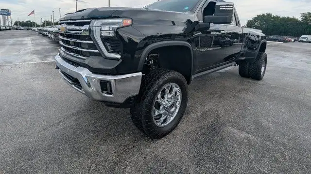 2024 Chevrolet Silverado 3500HD LTZ